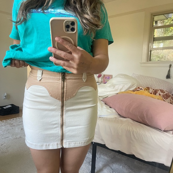 Urban Outfitters Two-Tone Skirt - Picture 3 of 3